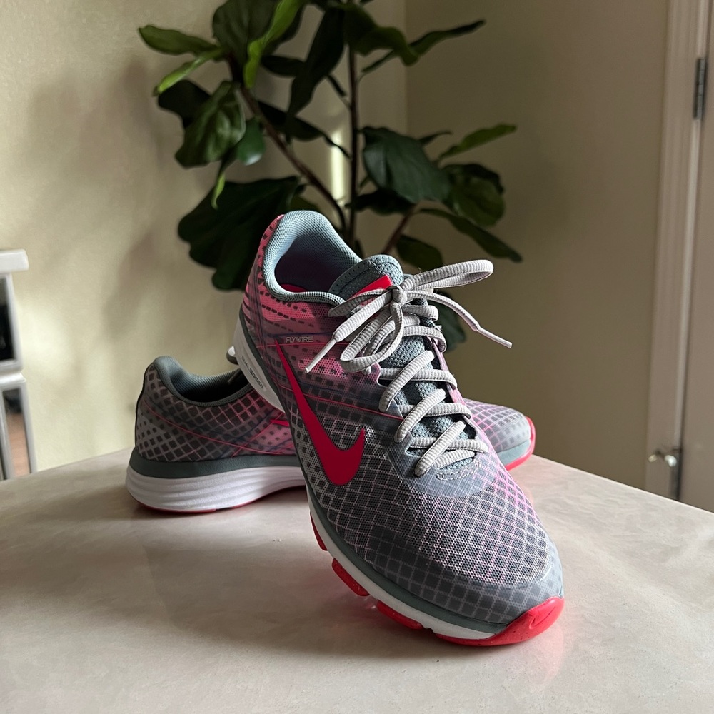 Nike Running/Walking Shoes